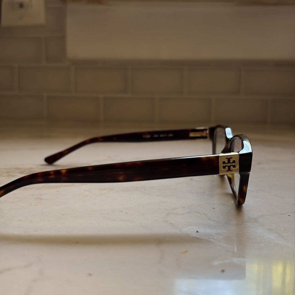 Tory Burch - Tortoiseshell Eyeglasses Frames with Orange Logo Case and Bag - Picture 4 of 7